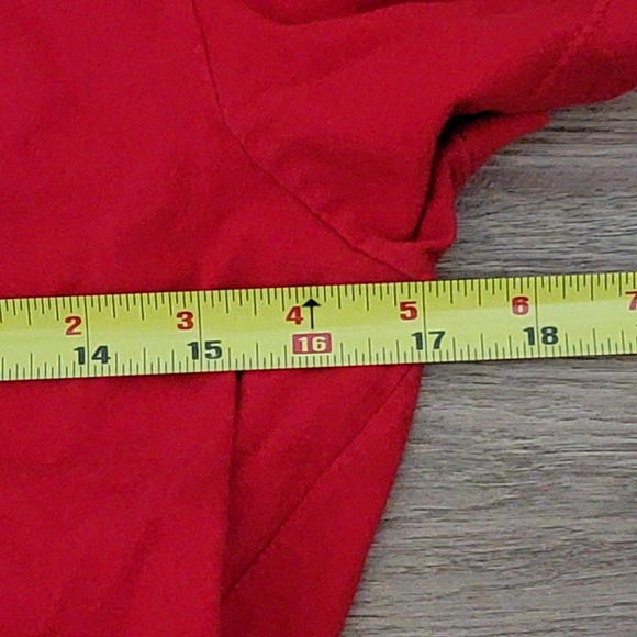 University Of Georgia Bulldogs Nike DriFit NCAA Between The Hedges TShirt Kids L - Picture 8 of 15